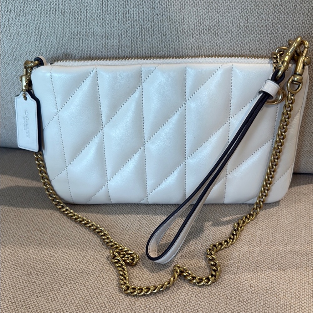 Coach Pouch Bag W Pillow Leather Quilting Chalk/Brass NEW